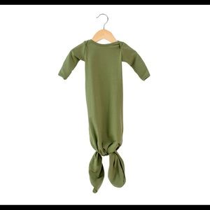 Baby Sleep Gown & Hat- The OVer company size 0-3